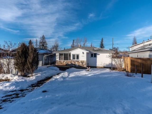 House for sale in Alberta Beach, Alberta