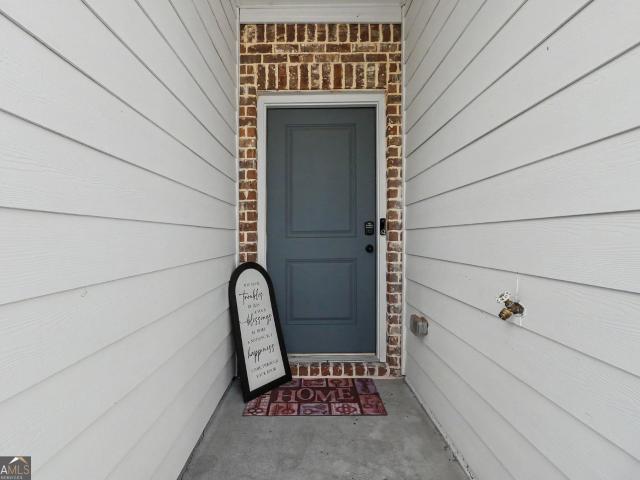 Townhouse for sale in Oakwood, Georgia