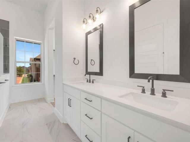 House for sale in Arlington, Texas