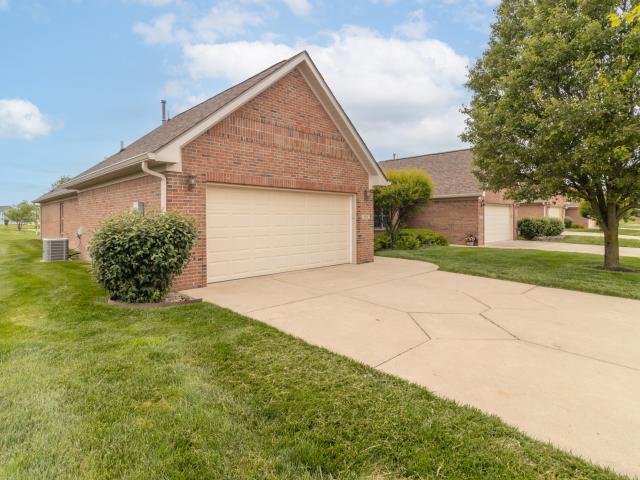 Condo for sale in New Palestine Condo for sale in New Palestine