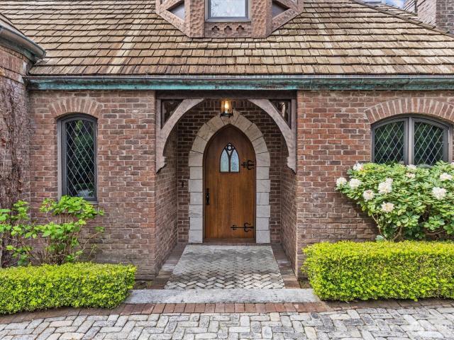 House for sale in Mercer Island, Washington