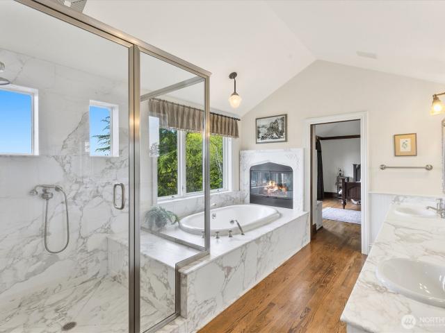 House for sale in Mercer Island, Washington