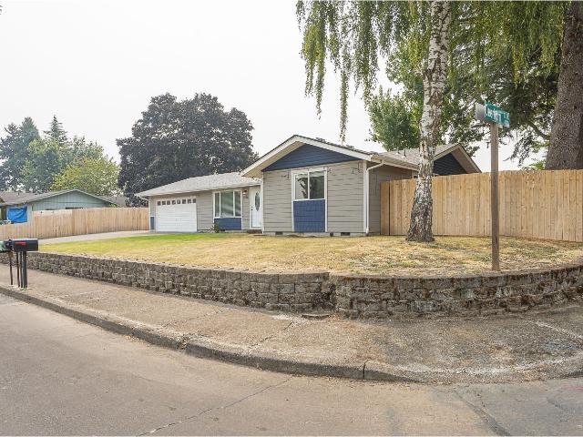 House for sale in Oregonia