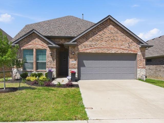 House for sale in Haltom City, Texas