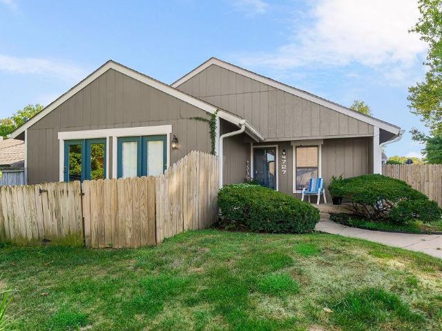 Townhouse for sale in Kansas City, Missouri