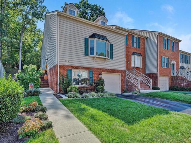 Townhouse for sale in Virginia