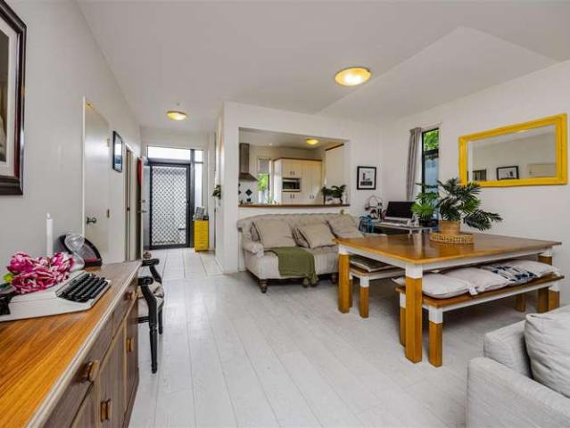 Apartment for sale in Howick
