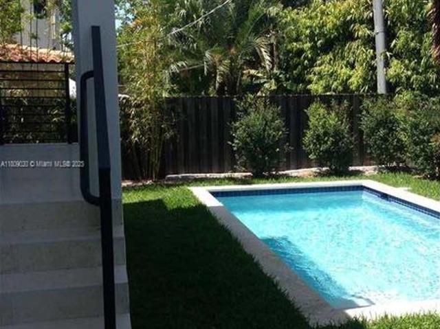 Apartment for rent in Key Biscayne