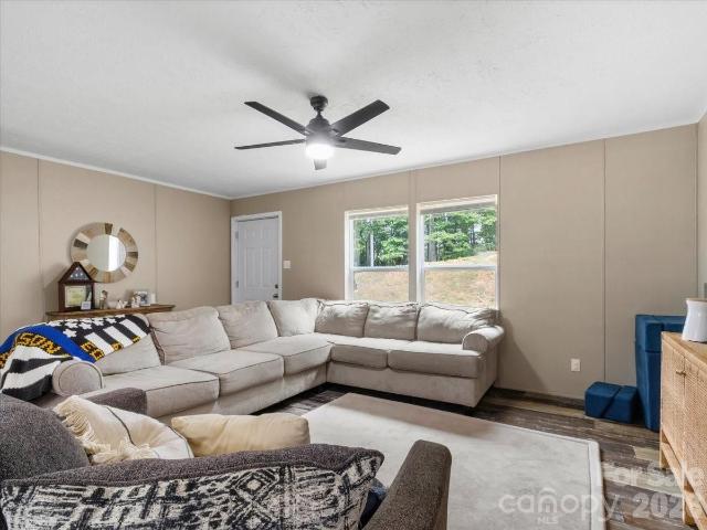 House for sale in Bowditch, Burnsville