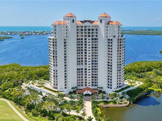 Condo for sale in Bonita Springs, Florida