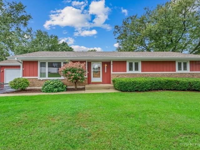 House for sale in Richmond, McHenry County