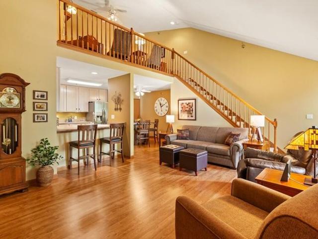 Condo for sale in New Berlin, Waukesha County