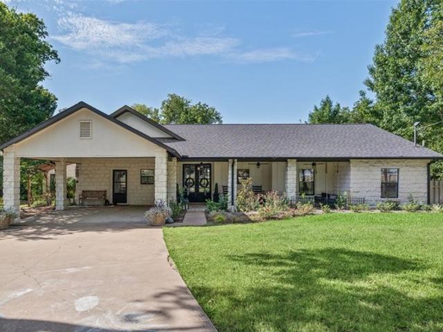 House for sale in Johnson, Texas