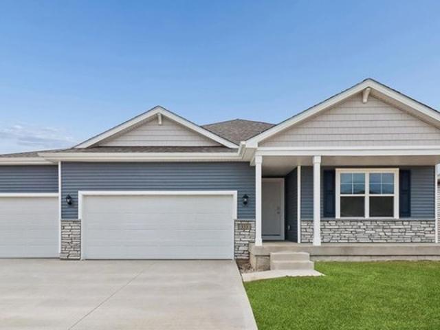 House for sale in Urbandale, Iowa
