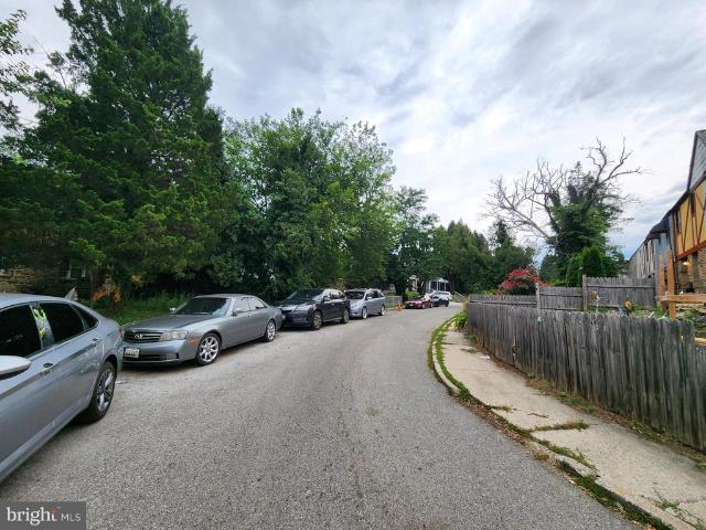 Townhouse for sale in Central Park Heights, Baltimore