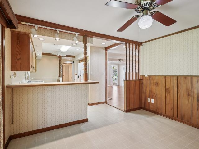 House for sale in Bacliff, Texas