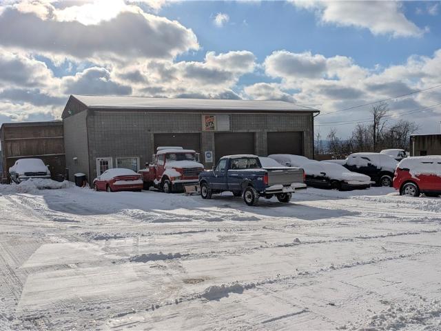 Commercial for sale in Dravosburg