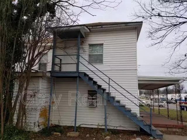 House for rent in Ada