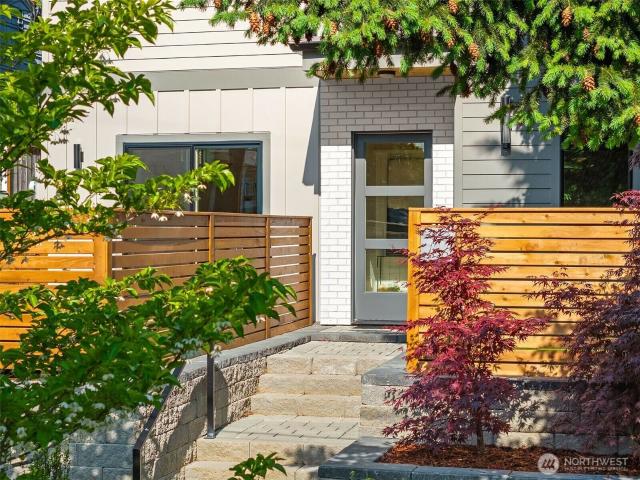 Apartment for sale in Seattle