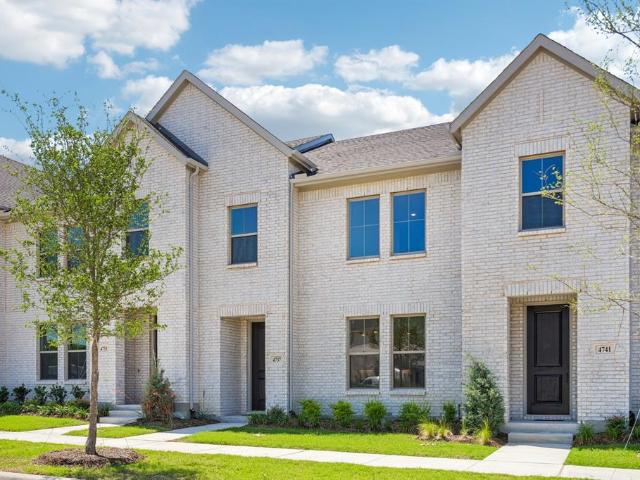 Townhouse for sale in Mckinney, Texas