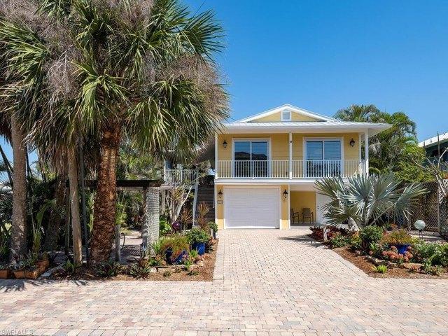 House for sale in Estero Bay Shores, Bonita Springs