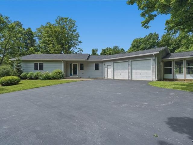House for sale in Syracuse, New York