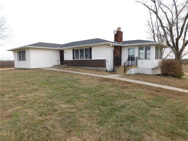 House for sale in Bates, Missouri