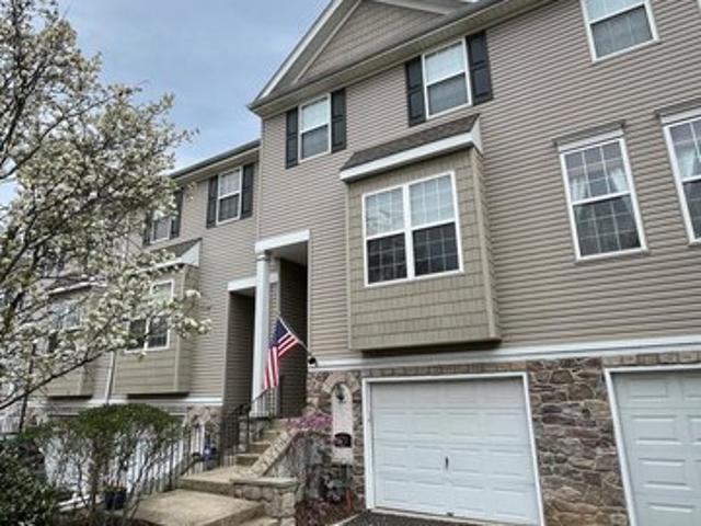 Townhouse for sale in Dresher, Pennsylvania