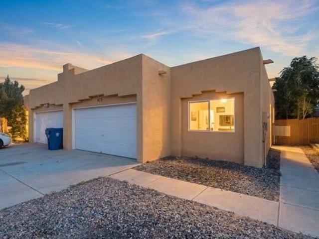 Townhouse for sale in Los Lunas, New Mexico