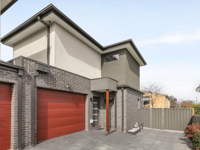 House for rent in Pascoe Vale South, Melbourne
