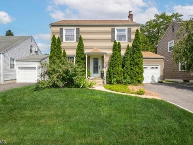 House for sale in Asbury, New Jersey