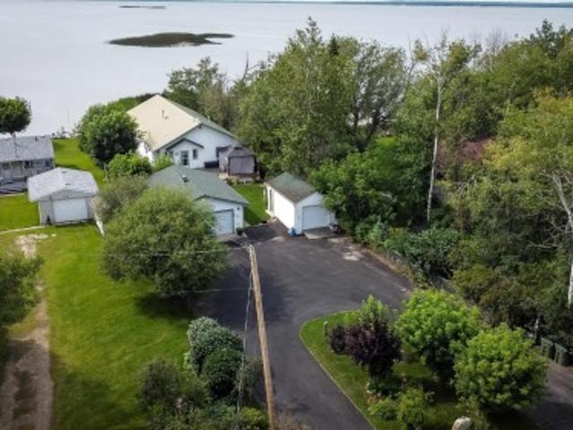 House for sale in Sunset Point, Alberta