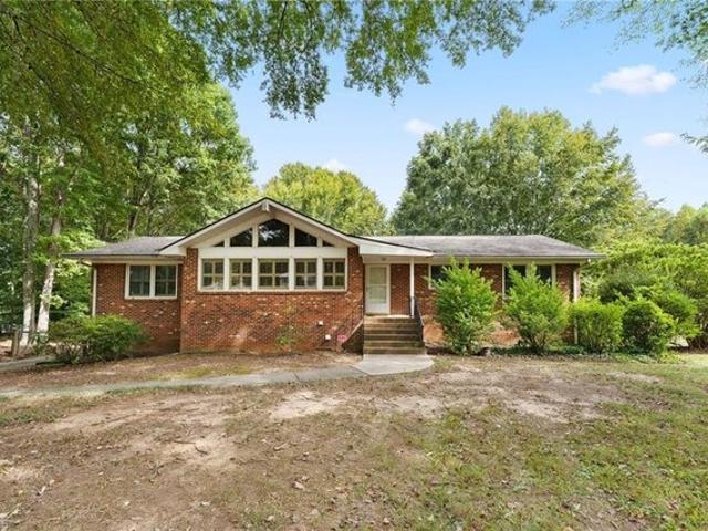 House for sale in Belews Creek, North Carolina