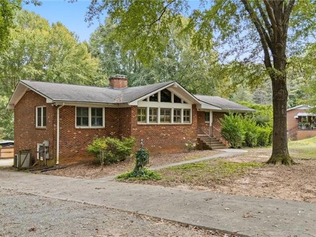 House for sale in Belews Creek, North Carolina