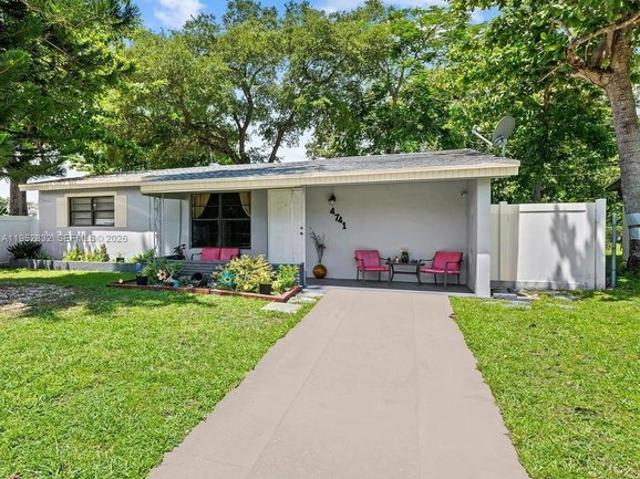 House for sale in Dania, Florida