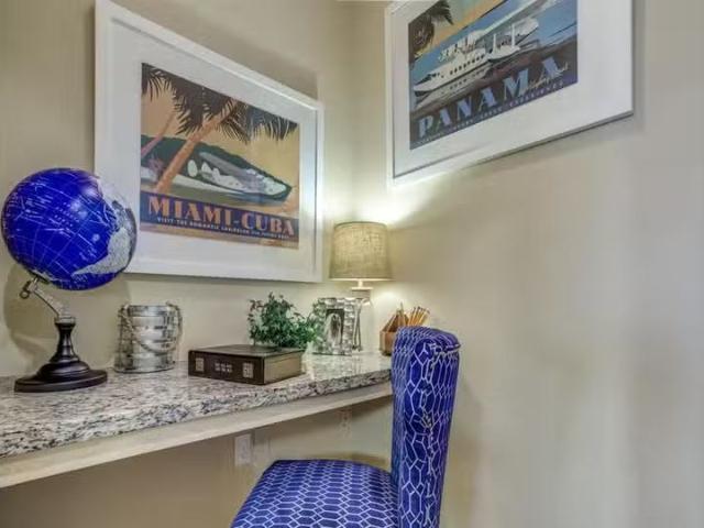 Condo for rent in Pasadena