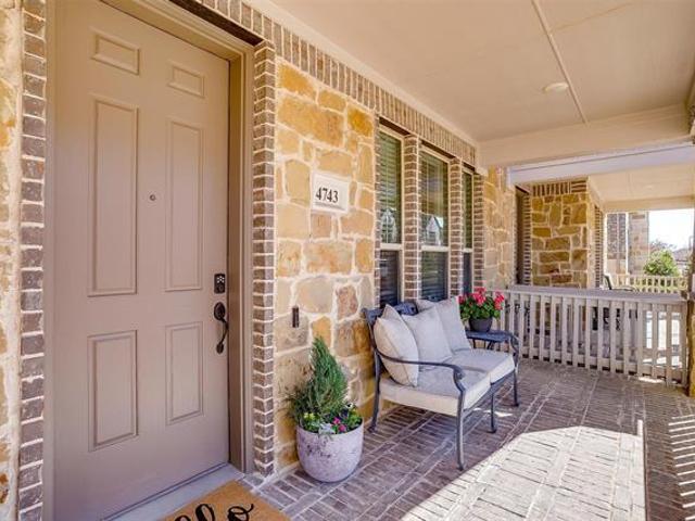 Townhouse for sale in Arlington
