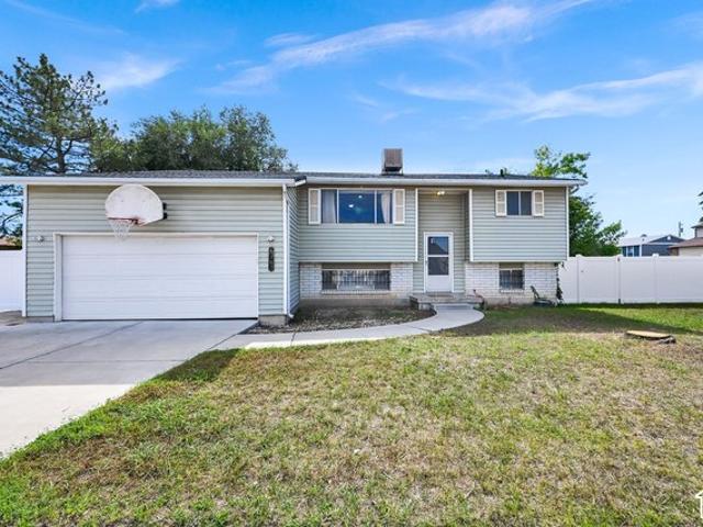House for sale in West Valley City, Salt Lake County