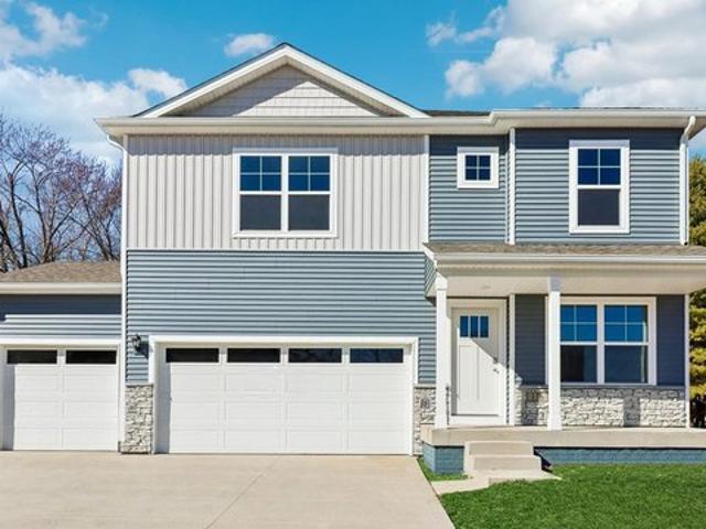 House for sale in Urbandale, Iowa