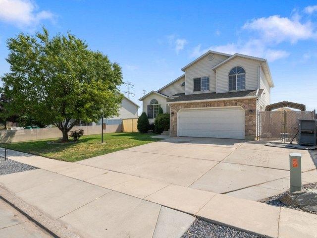 House for sale in Roy, Utah