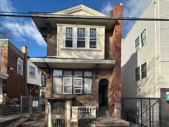 House for sale in Philadelphia, Pennsylvania