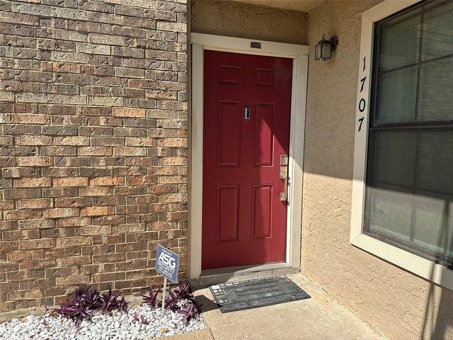 Condo for sale in Dallas, Texas