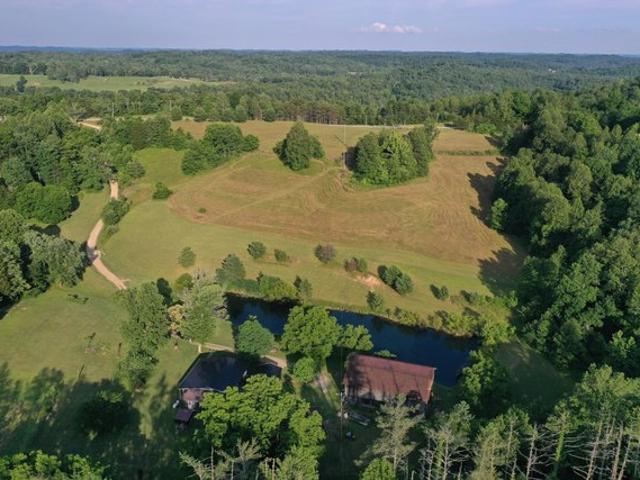 House for sale in Beattyville, Kentucky