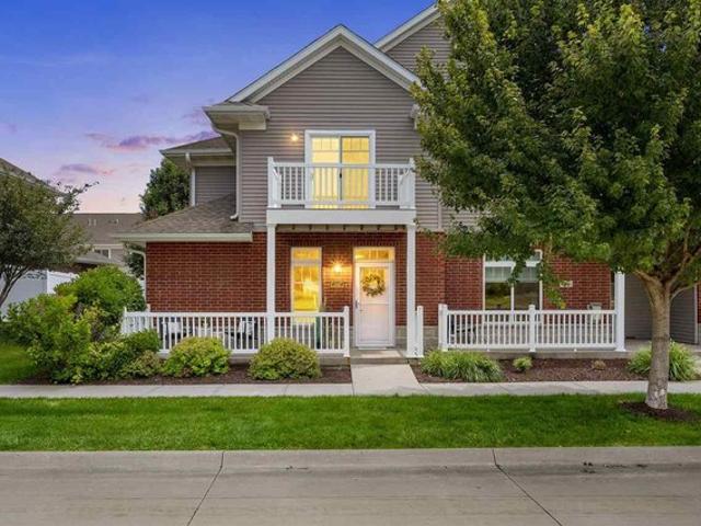 Condo for sale in Iowa City, Iowa
