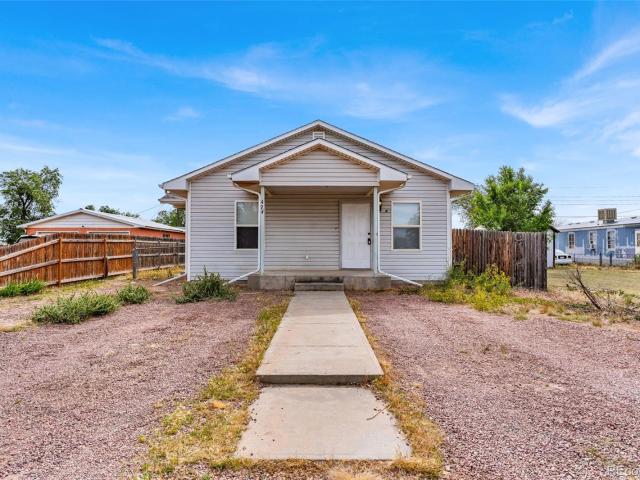 House for sale in Penrose, Fremont County