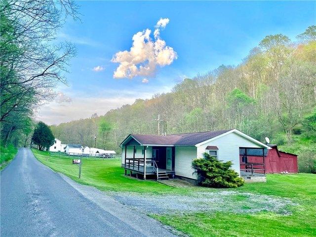 House for sale in Waynesburg, Pennsylvania