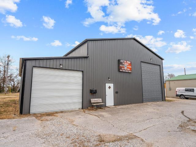 Commercial for sale in Barry, Missouri