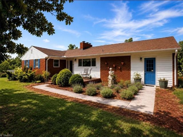 House for sale in Pilot Mountain, North Carolina
