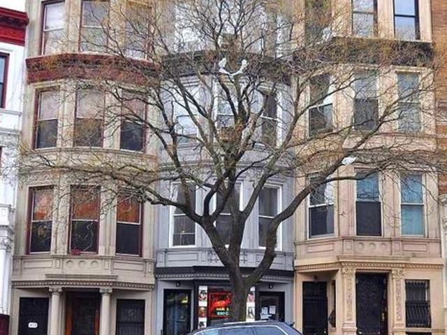 House for sale in Manhattan Community Board 9, New York