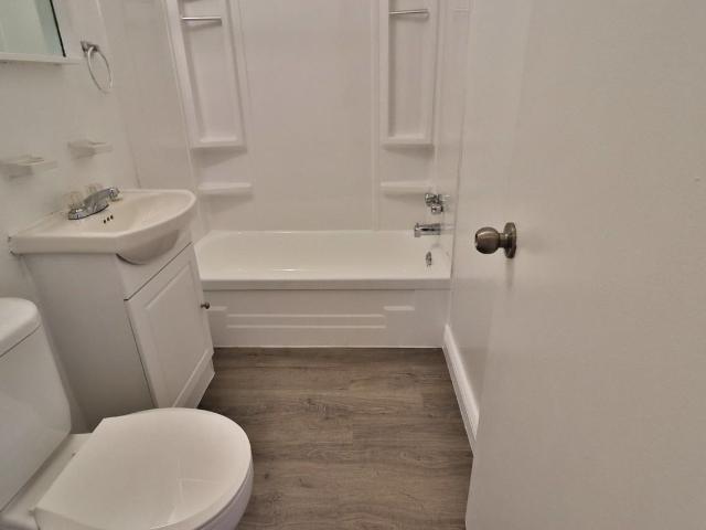 Apartment for rent in Mulhurst Bay, Ontario